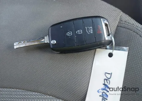 2016 Kia Sportage Lx z USA, uszkodzony, nr VIN KNDPB3AC1G7810189